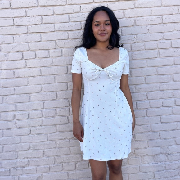 Brandy Melville Dresses & Skirts - H&m boho white mini dress